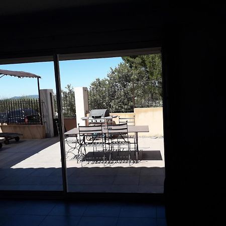 Petit Coin De Paradis Apartment Merindol Exterior photo