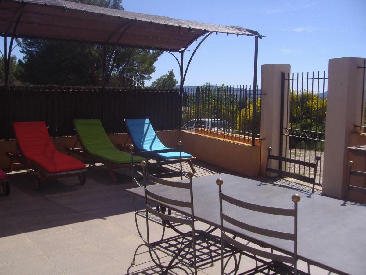 Petit Coin De Paradis Apartment Merindol Exterior photo